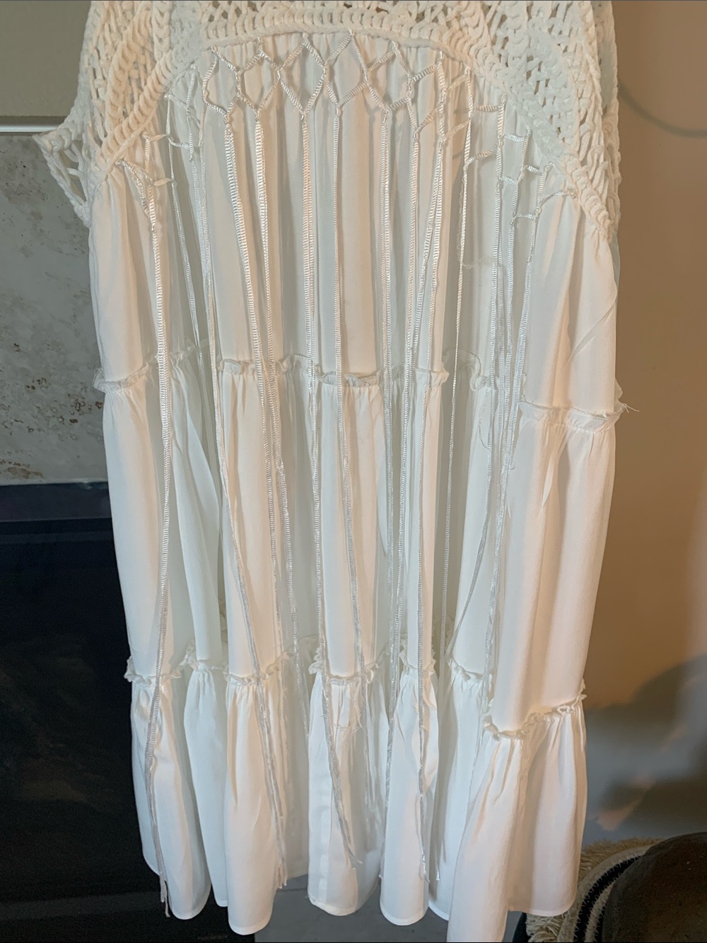 altar’d state White Crochet Yoke Sleeveless Flowy Dress Satin Front Strings L - Picture 4 of 6